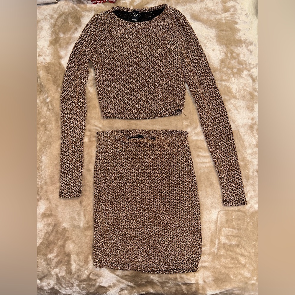 Windsor Textured Gold Matching Skirt Set Size S